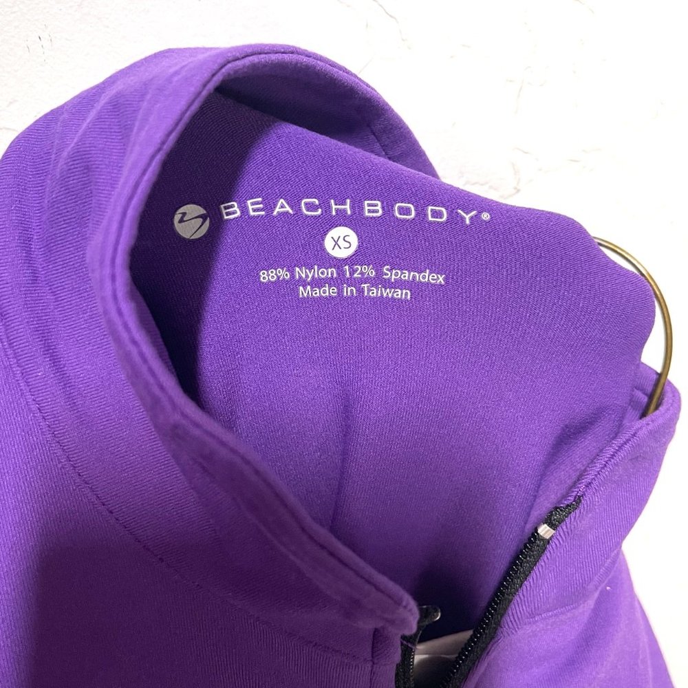 PiYo Fitted Jacket - Picture 5 of 7